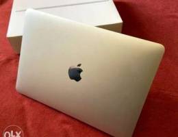 apple MacBook Retina New Condition