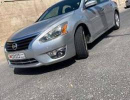 Nissan Altima full option v6 for sale spec...