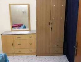 wardrobe n dressing table