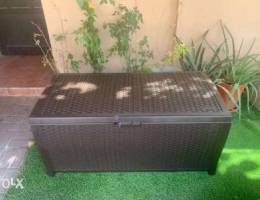 Suncast Patio Storage Box BD45