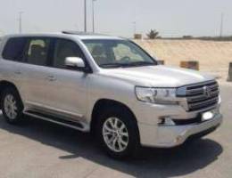 Toyota Land Cruiser GX-R 2016 (Silver)