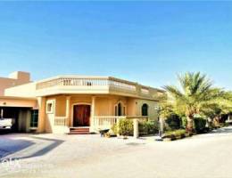 Lovely 3 Bedroom semi furnished villa in j...