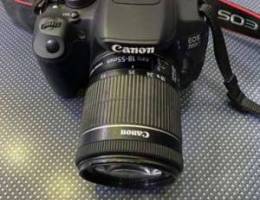 camera canon EOS 700D