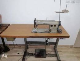 Sewing machine and overlock