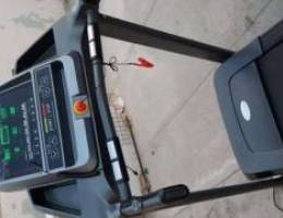 techno gear treadmill 2.5 hp motor 130kg m...