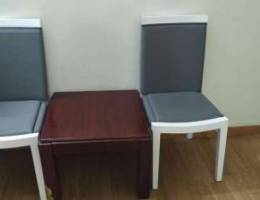 Table and chairs for sale