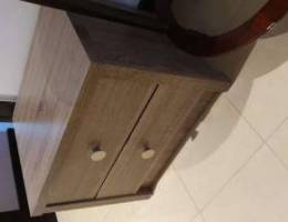 Side table single