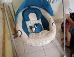 Juneir baby bouncer only 1mnth use
