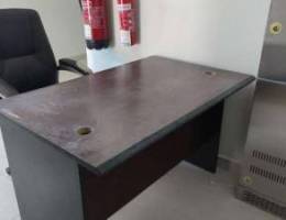 Office Desk and chair Ù…ÙƒØªØ¨ Ù…Ø¹ ÙƒØ±Ø³ÙŠ