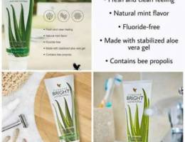 Bright sparkling ALOE VERA TOOTHGEL Foreve...