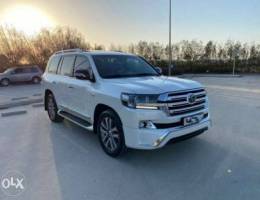 2018 Land Cruiser VXS 5.7 White Edition