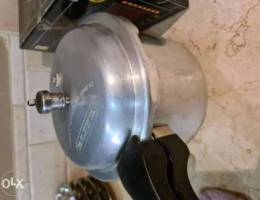 Pressure cooker, aluminium pot, grater