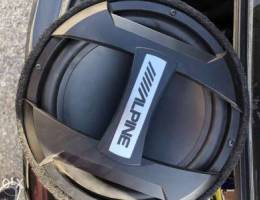 Alpine 1500w subwoofer