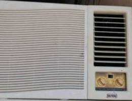 Window AC for sale good condition good wor...