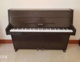 Vintage Zender Classic Piano