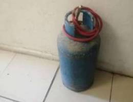 Gas cylinder medium with delivery