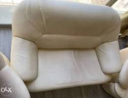 For Sale 3 Leader chairs in a good conditi...