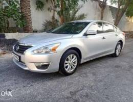 Nissan Altima 2.5s ! 2015 Model