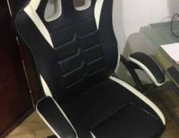 Gaming rotatable chair