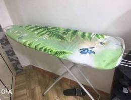 Ironing table