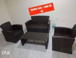 Garden sofa set and table in good conditio...