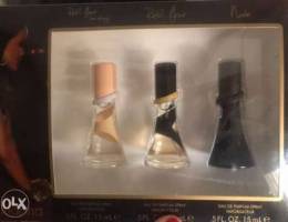 Rihanna perfume set