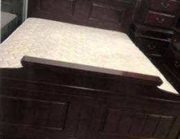 Bedroom set for Sale