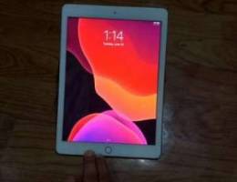 Apple iPad air 2 like new condition