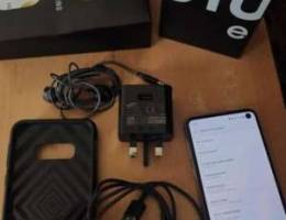 Original Galaxy S10e Charger for sale, cab...