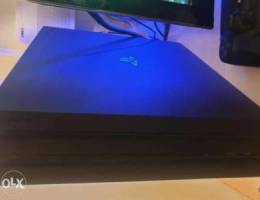 PS4 Pro 500gb, 5 games, 2 controllers