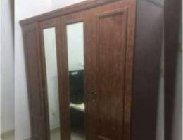 4 Door cupboard for sale good condition de...