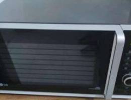 LG microwave good condition