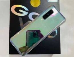 Samsung galaxy fold 1 (2 month used only)