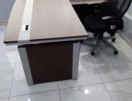 Office furniture - Expat leaving Saudi