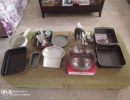 Cake pan and accessories