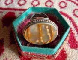 Natural agate ring inscribed with Lafadz.