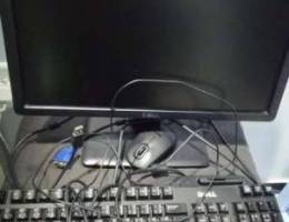 Dell 900p monitor with keyboard and mouse